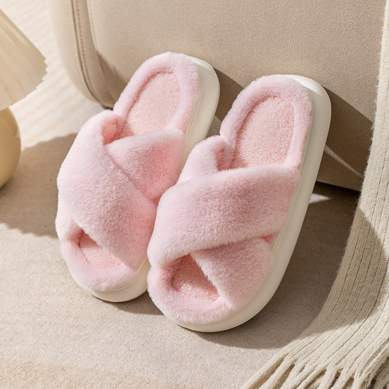 Tegan | Knusse fluffy pantoffels met kriskras band - Zacht pluche comfort, binnenschoenen