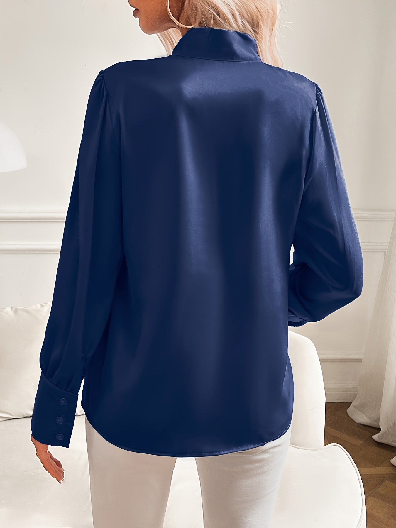 Viveka | Damesblouse met Satijnen Strikhals en Lantaarnmouwen - Elegante Lange Mouw Top voor Casual of Formele Dragen