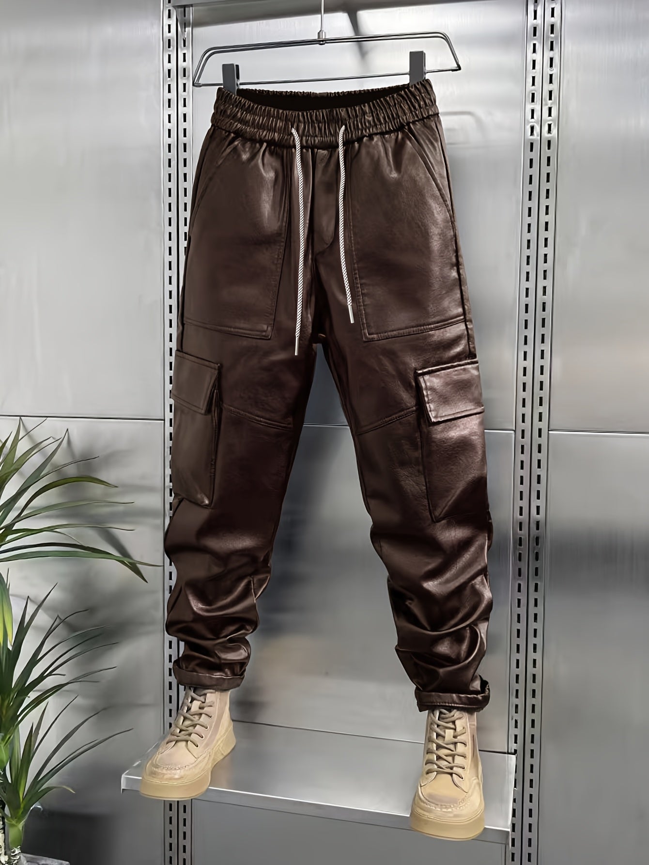 Lionel | Heren Casual PU Leren Cargo Jogger Broek - Elastische Taille, Grote Zakken, Losse Pasvorm, Biker Stijl