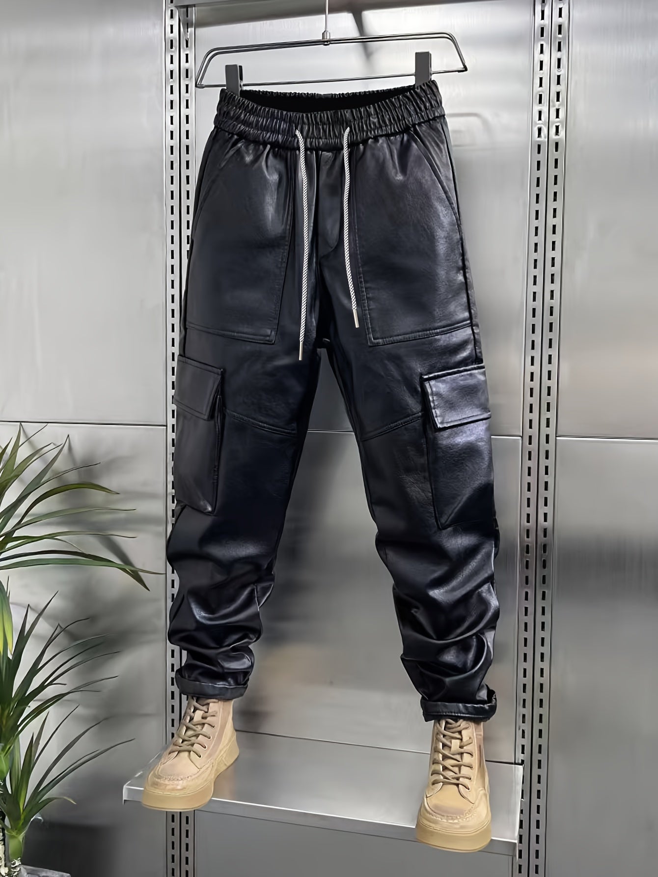 Lionel | Heren Casual PU Leren Cargo Jogger Broek - Elastische Taille, Grote Zakken, Losse Pasvorm, Biker Stijl