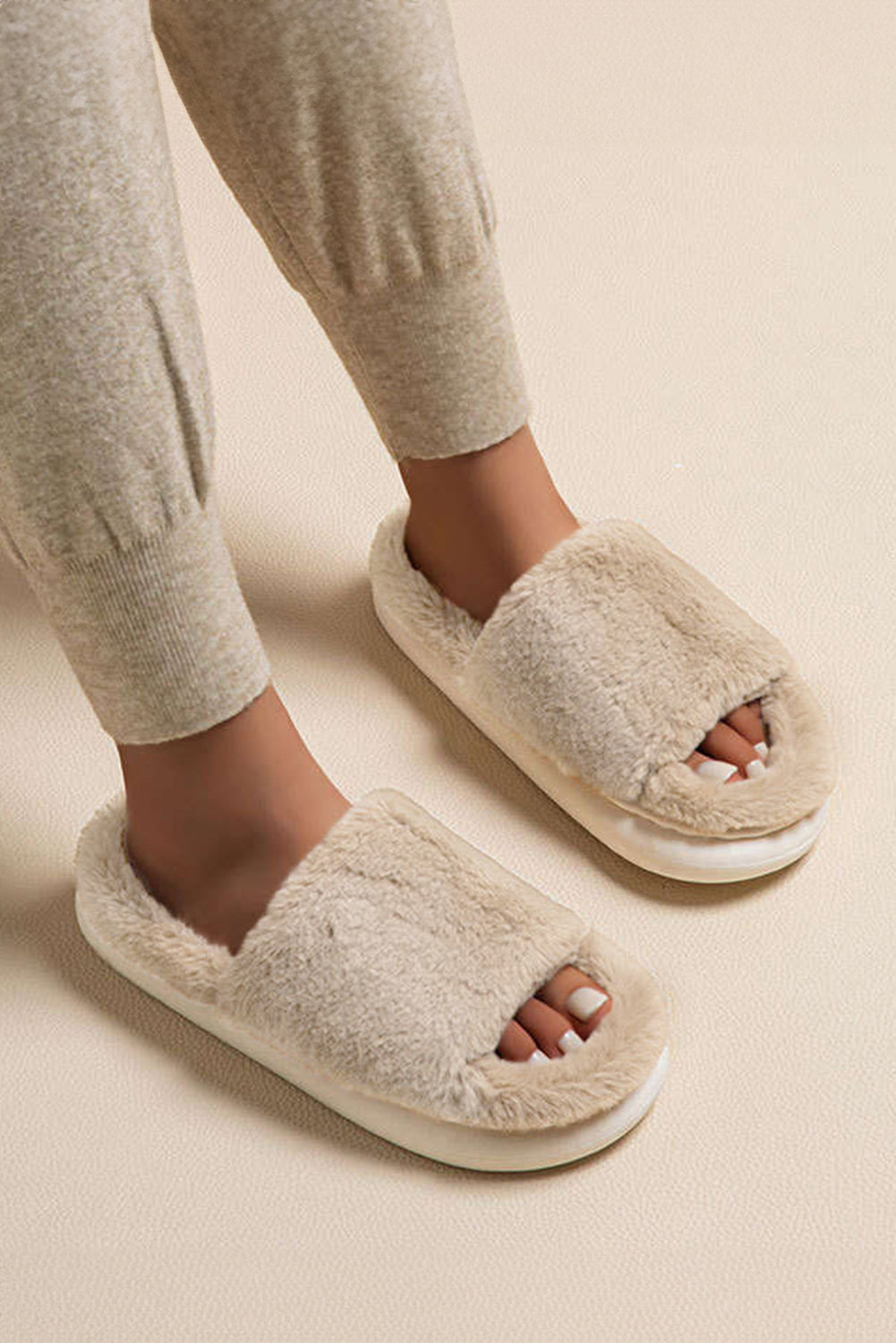 CloudWalkers | Dames pantoffels met dikke, harige, open zool, pluche, behaaglijke slippers voor binnen en buiten